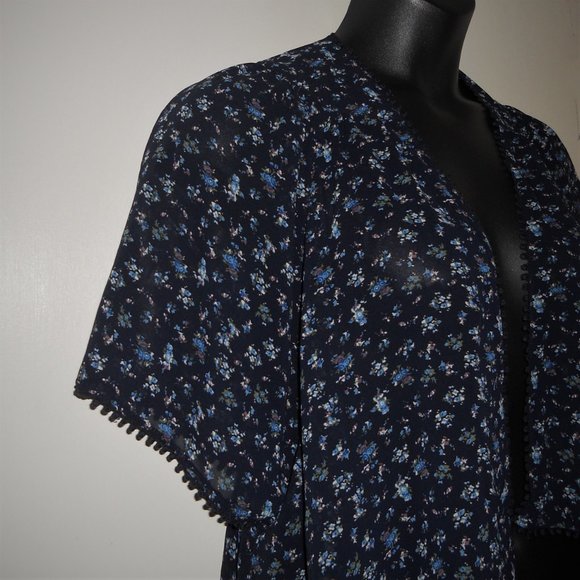 Blue Floral Kimono Coverup - Picture 4 of 10